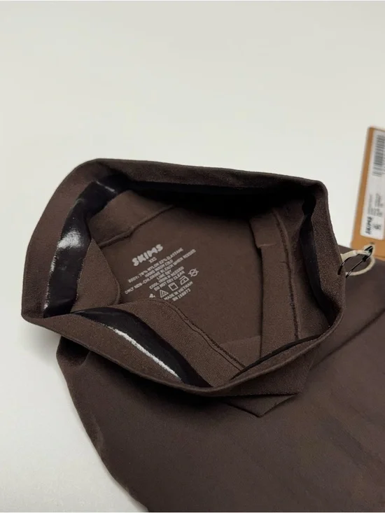 Skims Everyday Sculpt Short NWT XXS Espresso - Picture 7 of 7